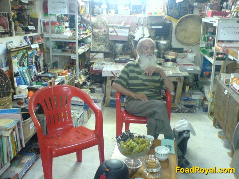 بازديِد کنندگان موزه  به روايت تصوير